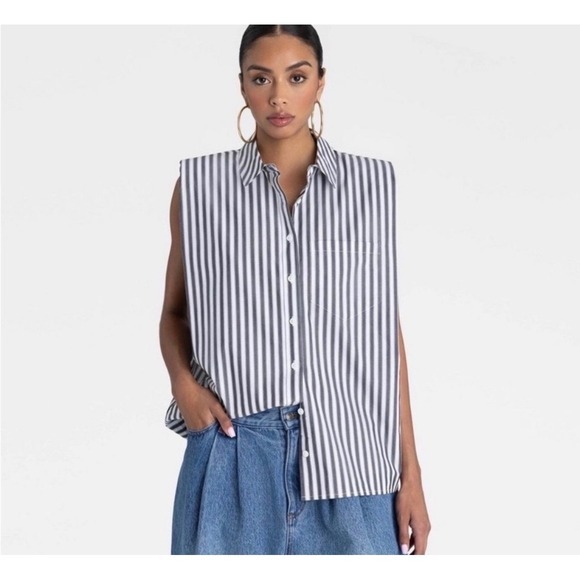 Target Tops - KBB by KAHLANA Women's Sleeveless Shoulder Pad Shirt‎  – Size XS – NWT